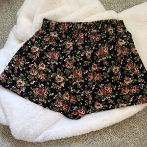 Floral Black Women's Shorts